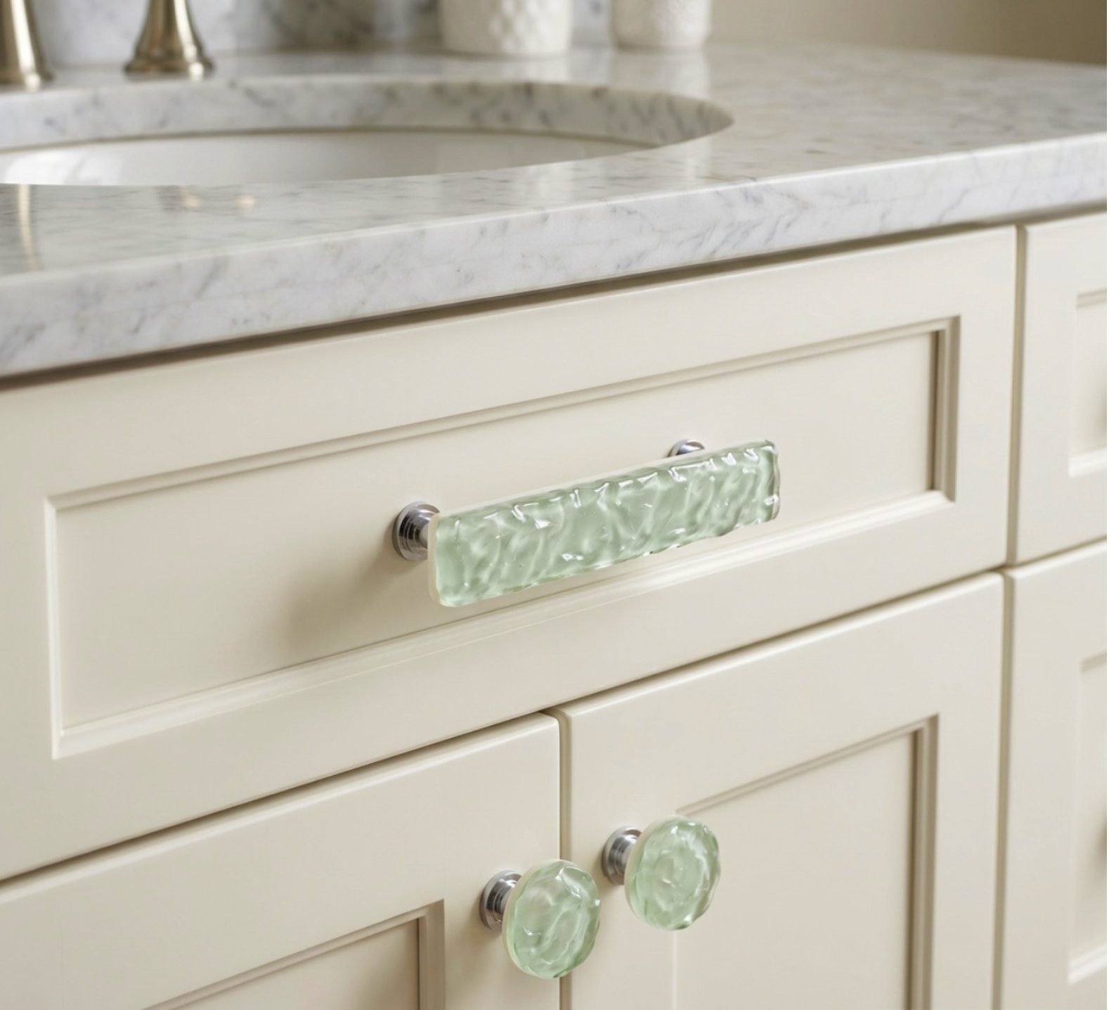 Glacier Mushroom Cabinet Knob, Spruce Green, Satin Nickel