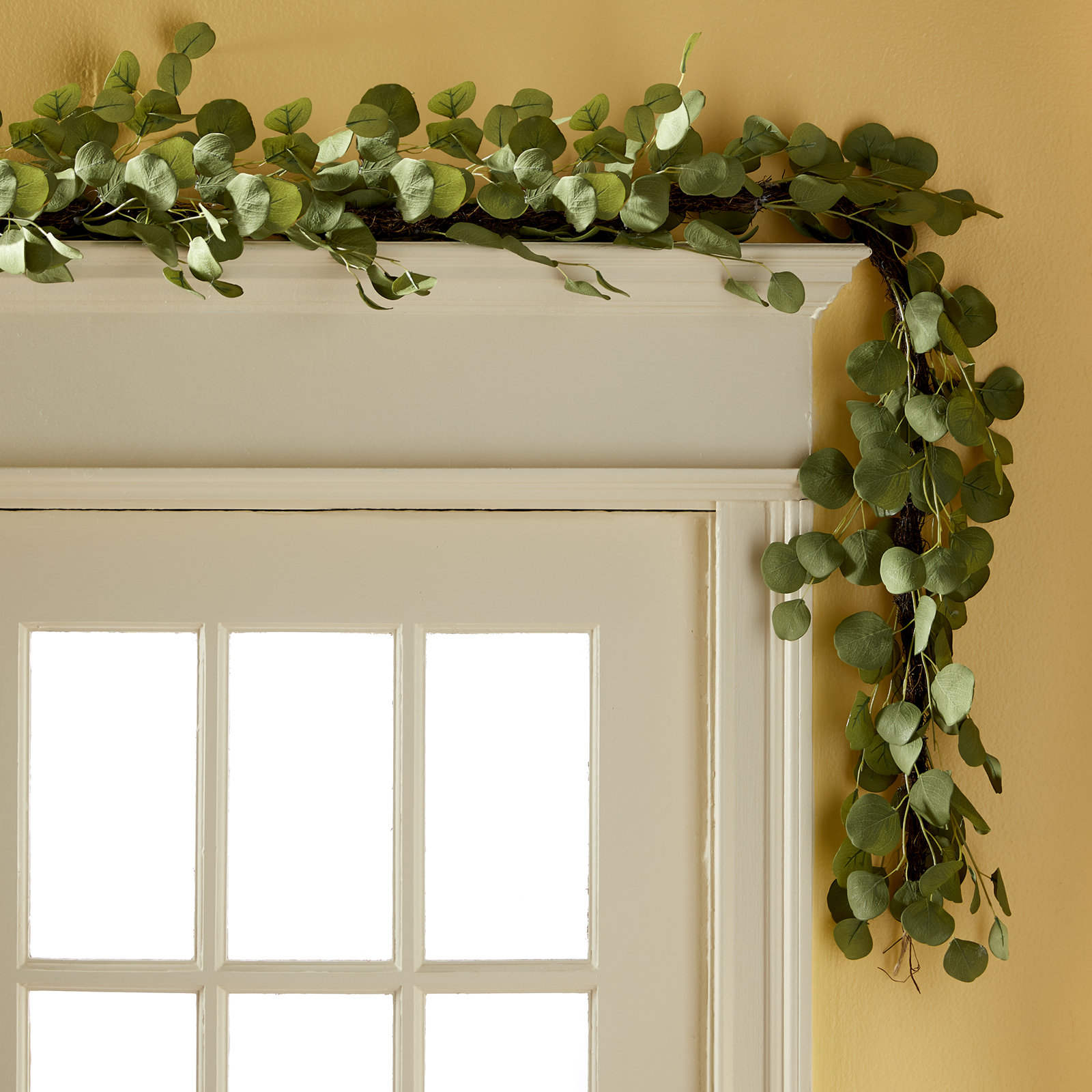 64" Eucalyptus No Holiday Garland