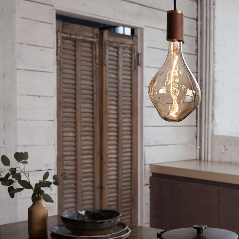 Voronoi I Single Pendant in Walnut