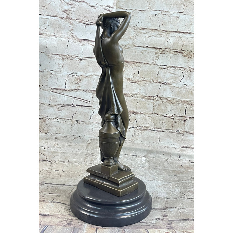 Statue Phryne
