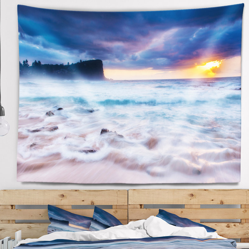 Tapisserie Seashore Incroyable coucher de soleil avec vagues blanches, H 32 po x l 39 po