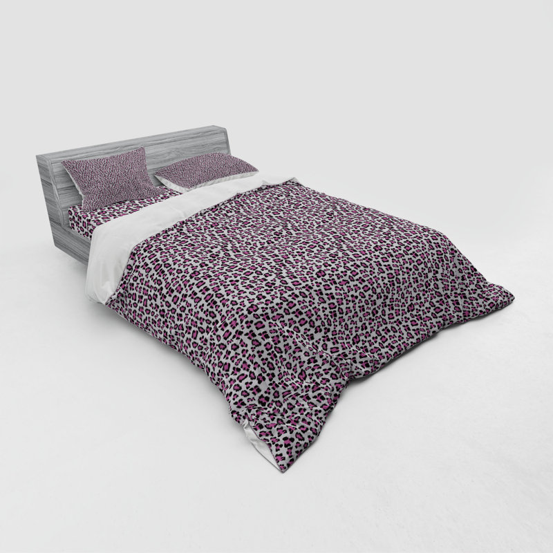 Glam Polyester Animal Print Duvet Cover, Queen Duvet Cover + 3 Additional Pieces