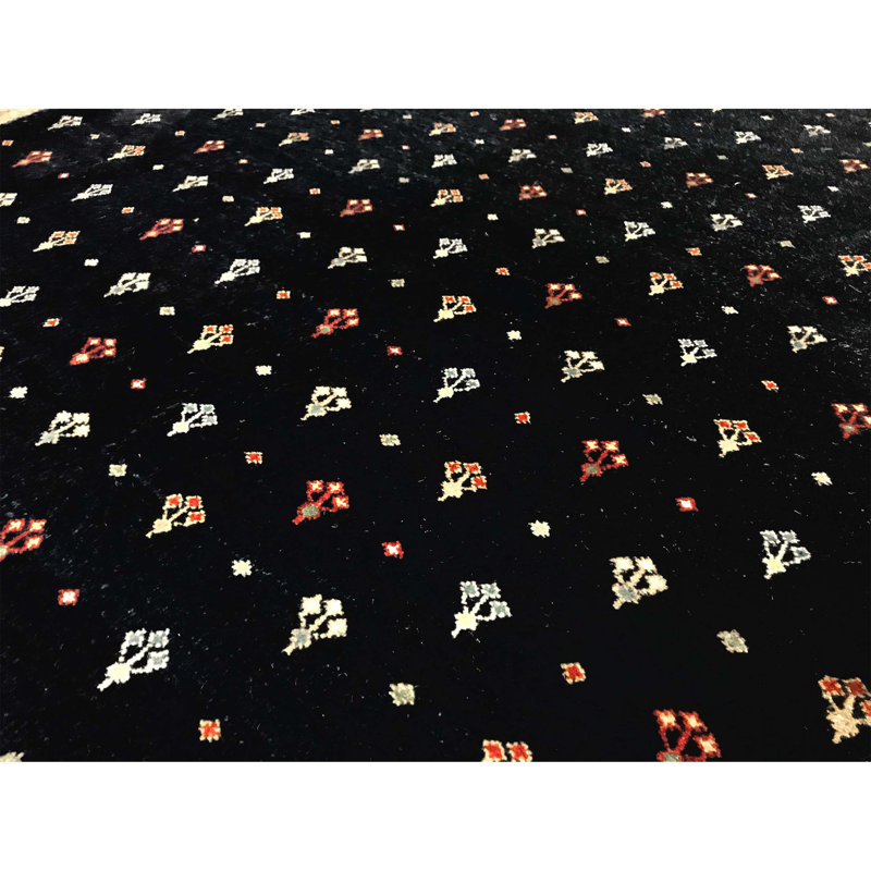 Hand Woven Cotton and Wool Geometric Area Rug
