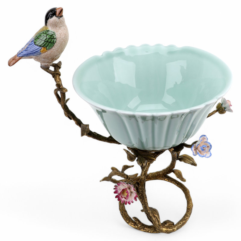 Bol en porcelaine avec bronze