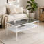 Table basse rectangulaire en verre trempé avec pieds en métal blanc, table basse de salon moderne à 2 niveaux avec tablette inférieure en panneau de fibres à densité moyenne