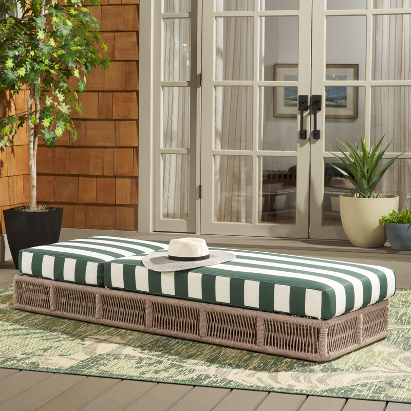 Langley Outdoor Chaise Lounge, Green/White