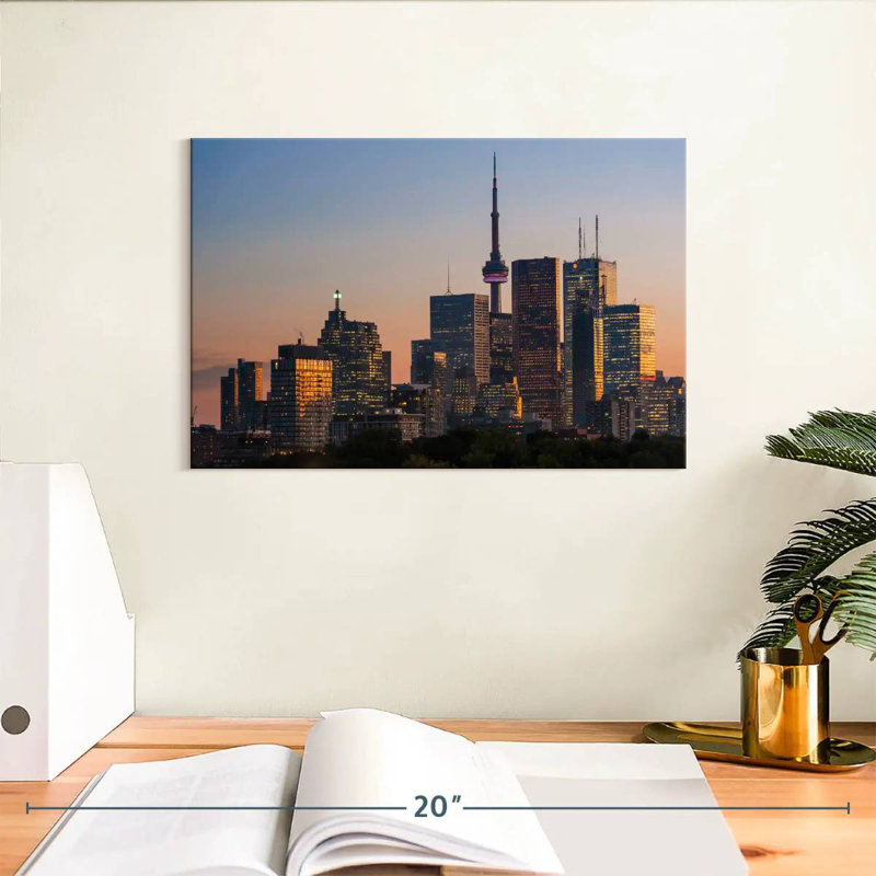 Gratte-ciel Sireci Toronto, H 8 po x l 12 po