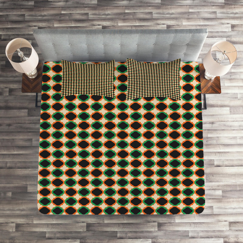 Polyester Geometric Shapes Coverlet