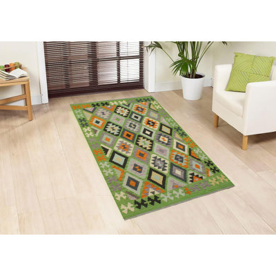 Kenaan Wool Geometric Rug