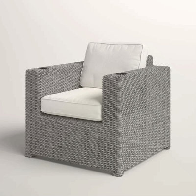 Chaise de patio entièrement assemblée avec coussins