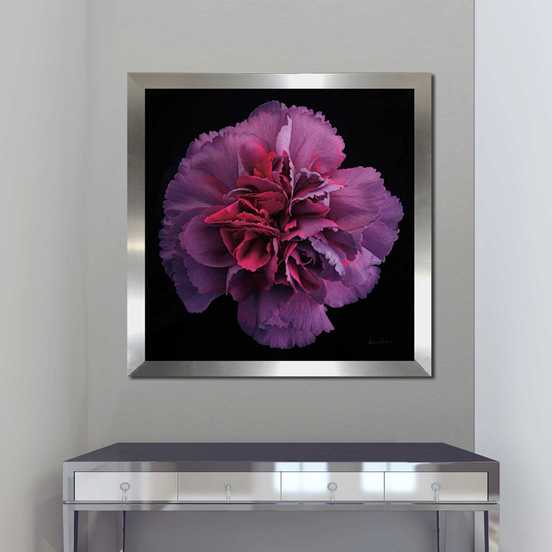 Floral majestueux IV - photographie, Encadrement argenté, H 31,5 po x l 31,5 po x P 1 po