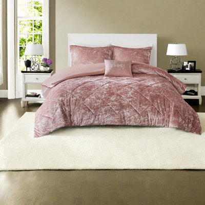 Luxury Quilt Diamond Velvet Bedding Set, Polyester Blush With Decorative Pillow