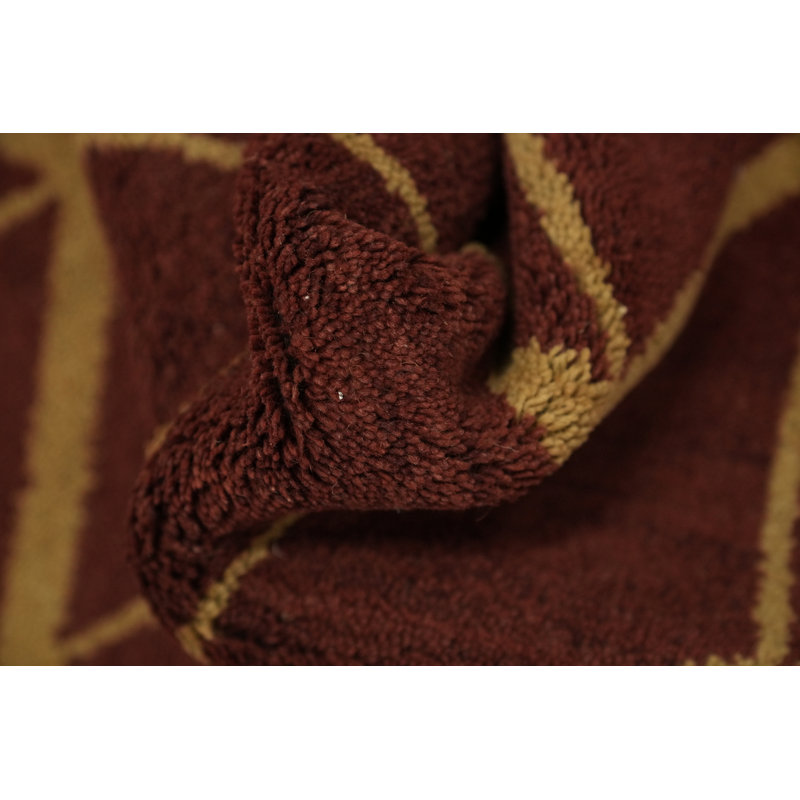 Stylish Chevron Rust Runner Rug 3x9