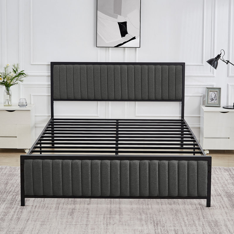 Cadre de lit plateforme rembourré avec tête et pied de lit capitonnés à canaux verticaux, sommier à lattes métalliques robustes pour lit Queen, sans sommier tapissier, gris