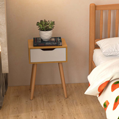 Table de chevet en bois manufacturé Jellisa