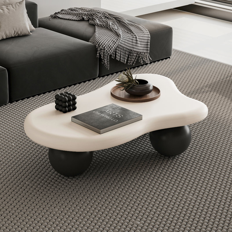 Table basse de 40 pouces en forme de nuage avec 3 pieds sphériques pour le salon (y compris la table basse, sans les chaises)