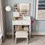 Bureau de coiffeuse avec miroir et lumières, coiffeuse de maquillage avec station de charge et support pour sèche-cheveux, petite coiffeuse avec 2 tiroirs, 5 armoires et tabouret de rangement, miroir DEL à intensité variable 3 couleurs, blanc-314519778