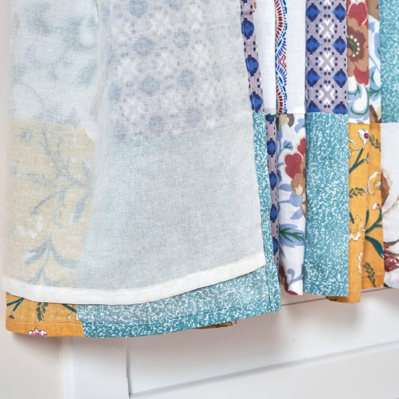 Rideau d'élégance décontracté à motif floral en patchwork de coton, L 54 po x L 84 po