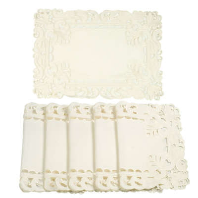 Luxurious Damarcus Collection Placemats Set with Embroidered Floral Motif for Elegant Christmas Table Decor