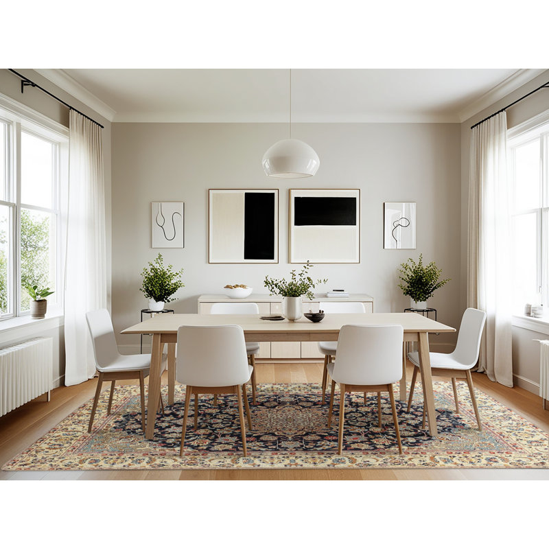 Oriental Indoor Rug, Rectangle 7' x 10'