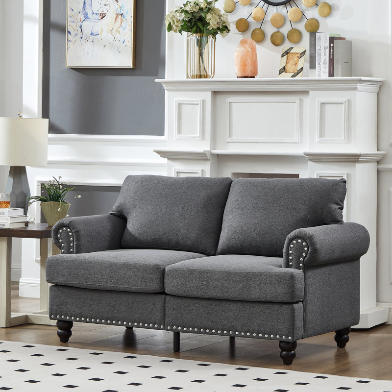 Confortable et classique à 2 places 59,5 po, rembourré gris avec accoudoirs ronds, pieds en bois massif, coussin à haute élasticité à ressorts, housse de coussin amovible, espace de rangement 100% américain moderne,