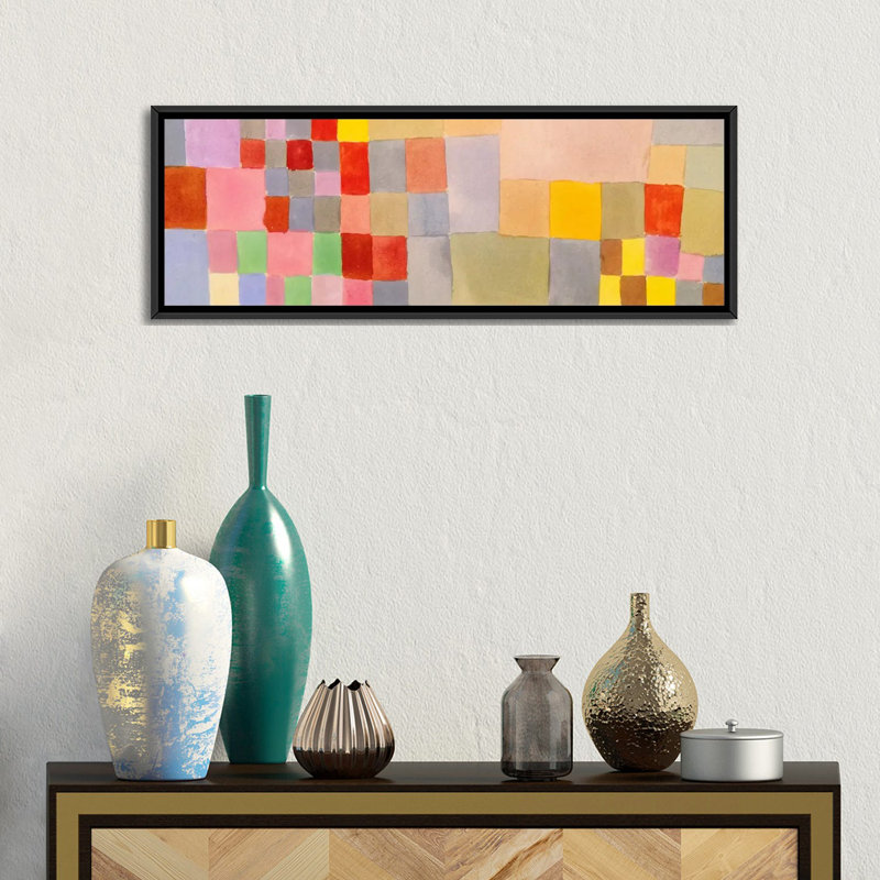 « flore on the sable », impression sur toile, H 12 po x l 36 po x P 1,5 po, Toile avec cadre noir