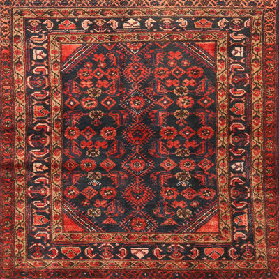 Tapis rouge à motif sud-ouest