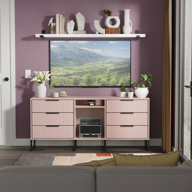 Bernat 152cm Sideboard, Pink