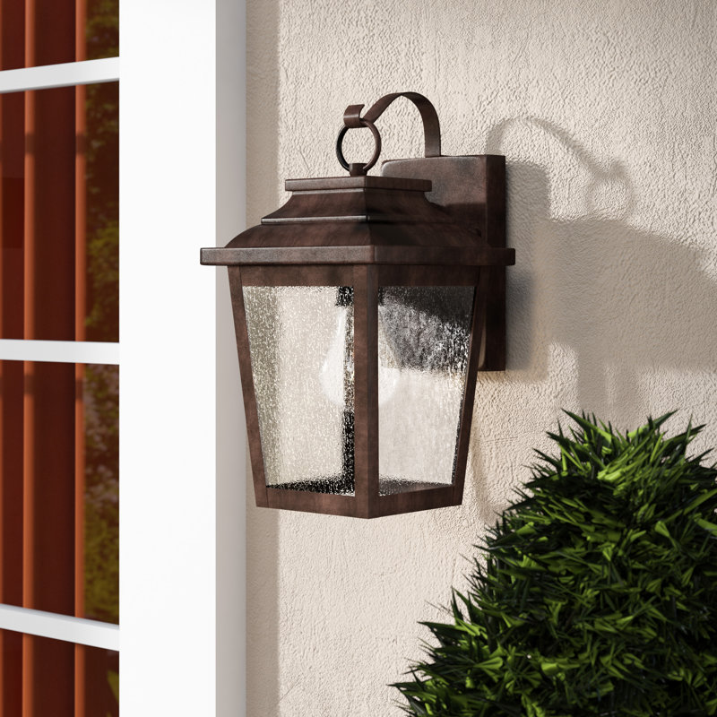 Mayhugh Aluminum Wall Light