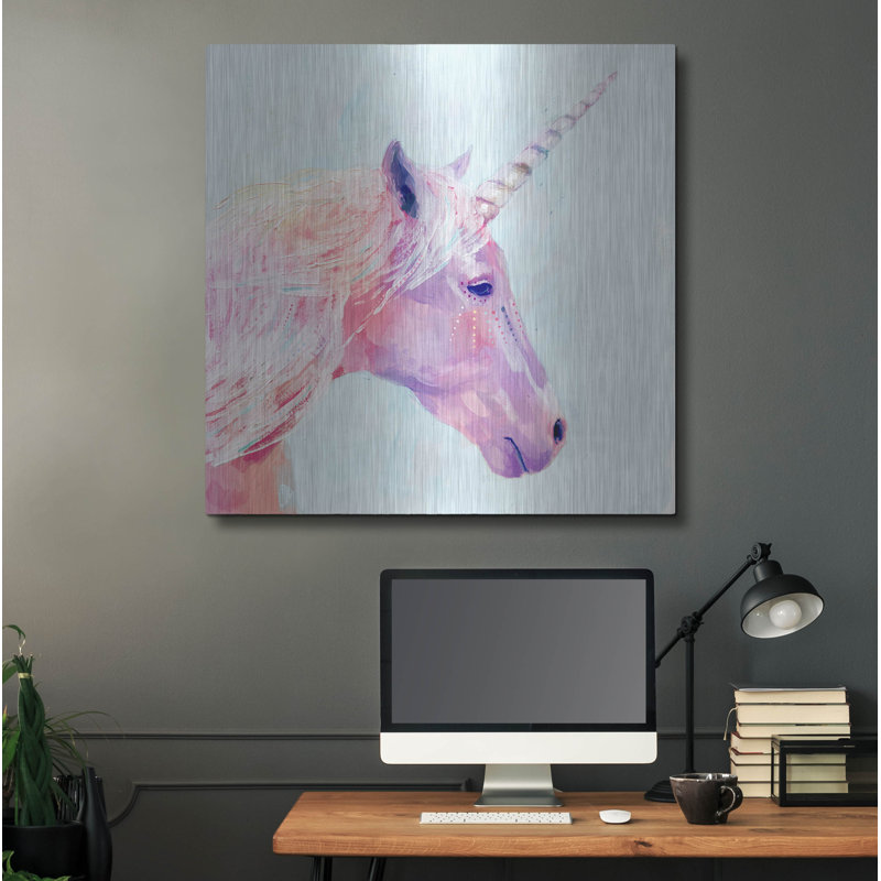 «Mystic Unicorn I» par Victoria Borges, H 36 po x l 36 po