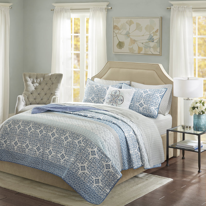 Blue Geometric Reversible Cotton Full Quilt Set