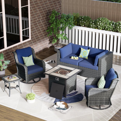 6 Piece Sofa Seating Group with Cushions