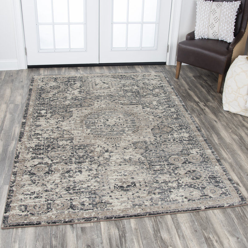 Eilers Oriental Indoor Rug, Rectangle 3'3" x 5'3"