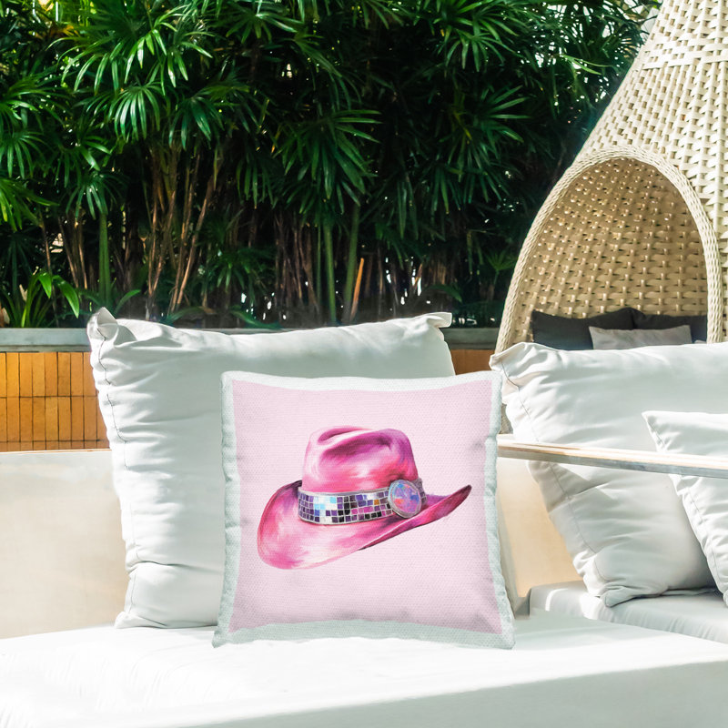 Coussin d'extérieur imprimé chapeau de cow-boy Disco, par Sarah Adams