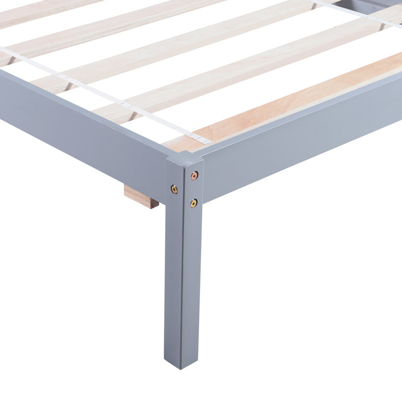 Lit simple en bois massif, Gris