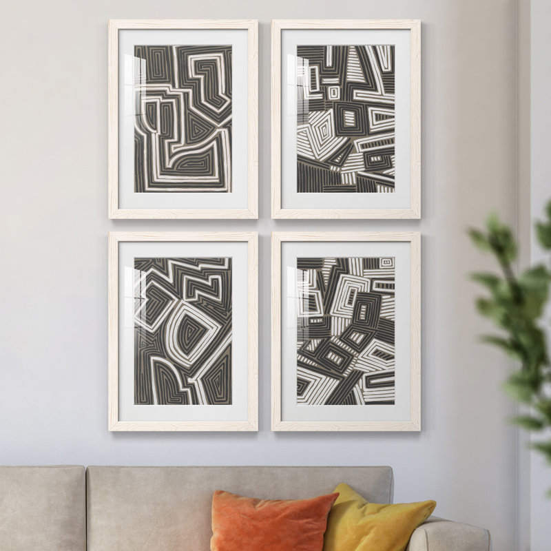 Abstract Maze I - Ensemble de 4 reproductions de cadres photo, H 37,5 po x l 110 po x P 1,5 po, Blanc