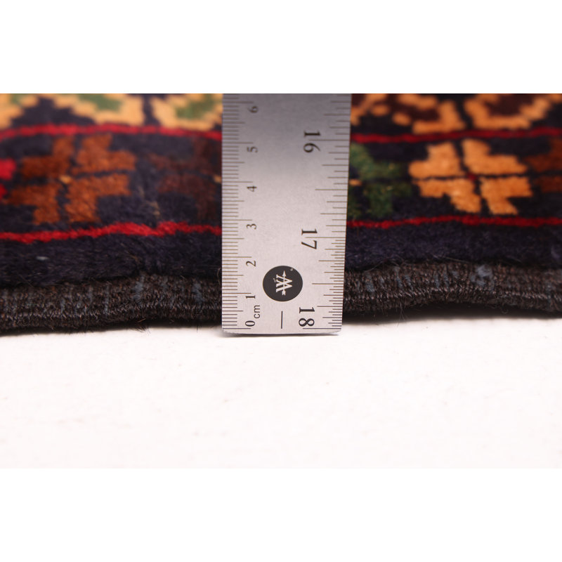 Tapis brun clair Teimani 3 pi 7 po x 6 pi 5 po