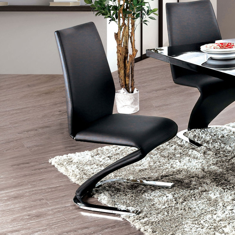 Chaise d'appoint rembourrée Annjelica, Noir