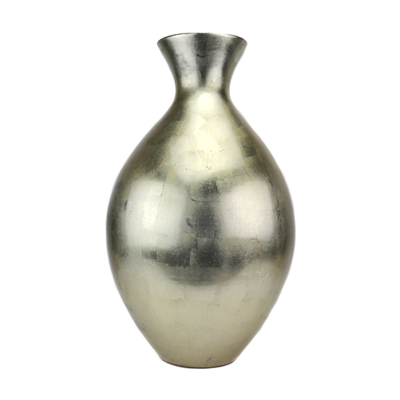 Regal Handmade Ceramic / Porcelain Table Vase