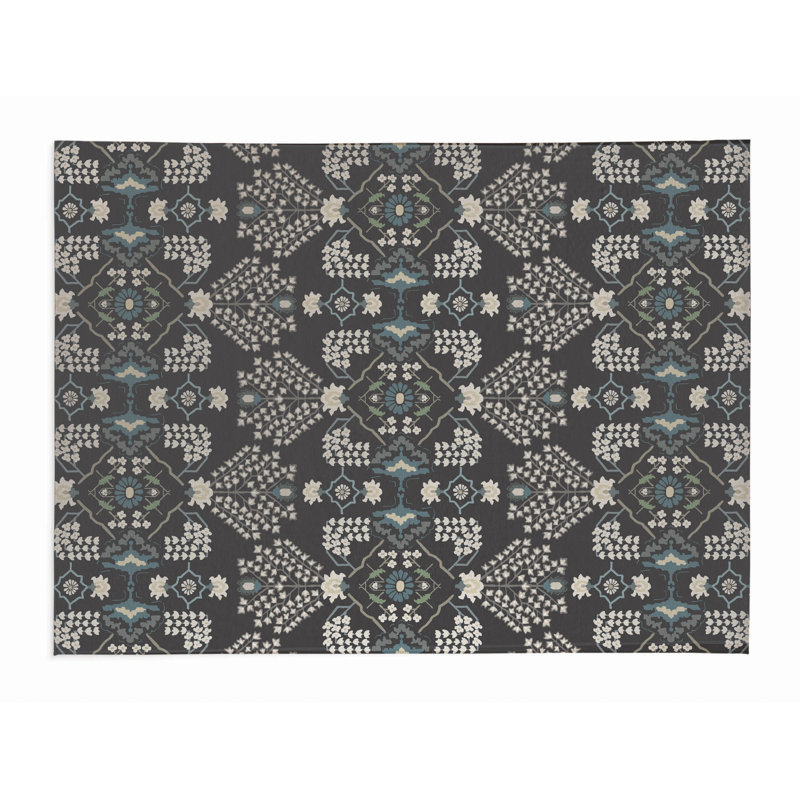 Tilly Low Pile Decorative Indoor Area Rug, Rectangle 2' x 3'