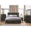 Table d'appoint de chambre à coucher en gris anthracite avec base en bois d'ingénierie et table de chevet transitionnelle pour l'intérieur-216716676