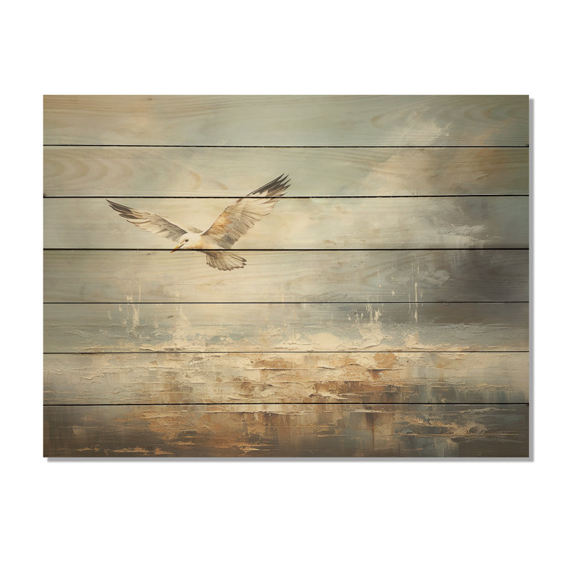 Or doré s'envolant au-dessus de l'océan II - oiseau sur arbre sur bois, H 10 po x l 20 po
