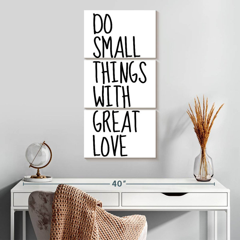With Great Love, H 32 po x l 15 po