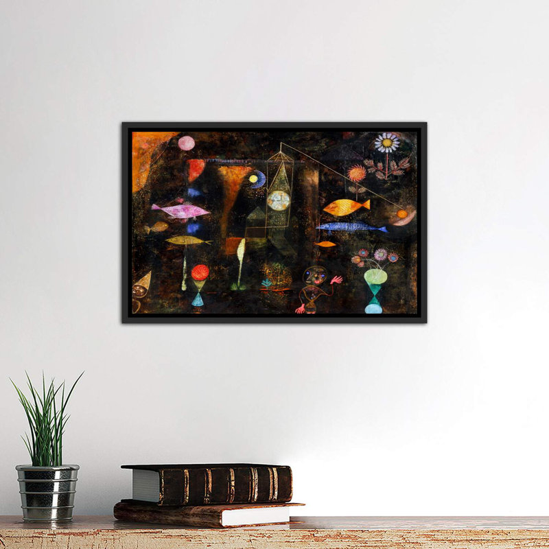 «Fish Magic, 1925» par Paul Klee - reproduction d'art, H 18 po x l 26 po x P 1,5 po, Toile avec cadre noir patiné