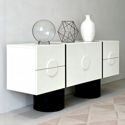 Console moderne moderne et pratique