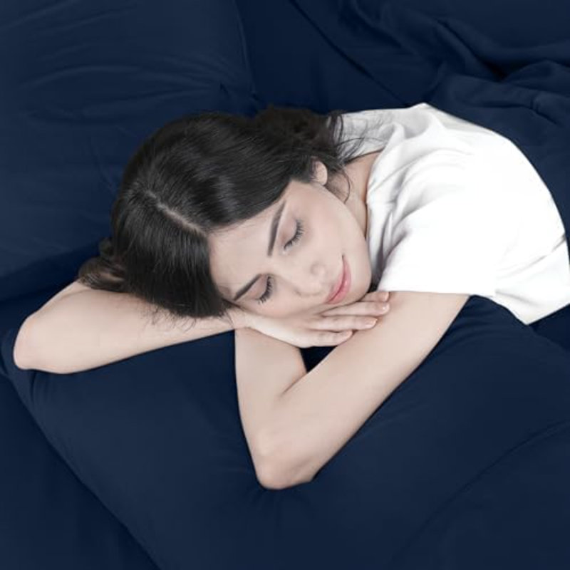 Queen Sheet Set – 4 Piece Bed Sheets For Queen Size Bed, Soft And Breathable Microfiber, Includes 1 Fitted Sheet, 1 Flat Sheet And 2 Pillowcases (Navy Blue)