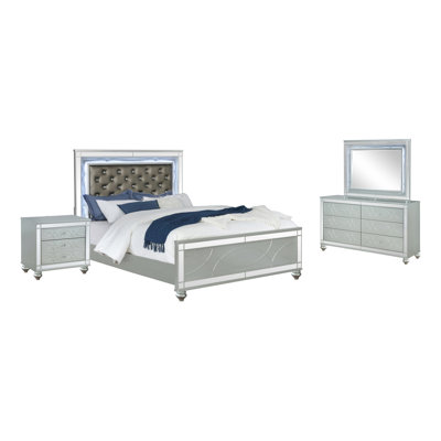 Gulfara 4 Piece Bedroom Set in Silver Metallic