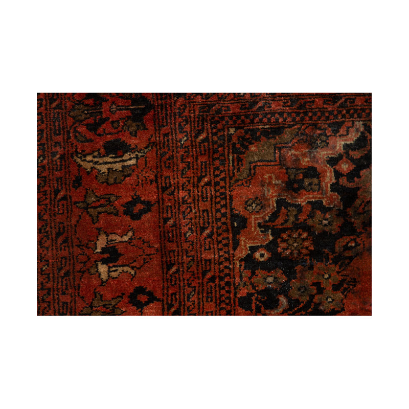 Tapis rouge foncé de haute qualité noué à la main