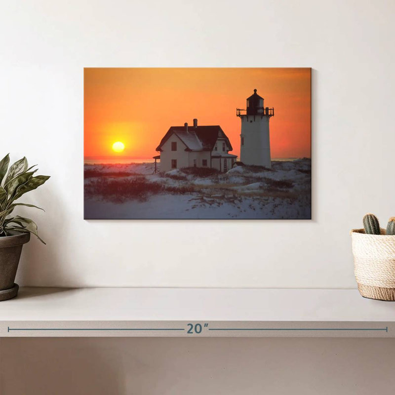 Sunset at race point lighthouse Aletra, H 8 po x l 12 po