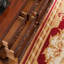 Armoire d'appoint en noyer massif